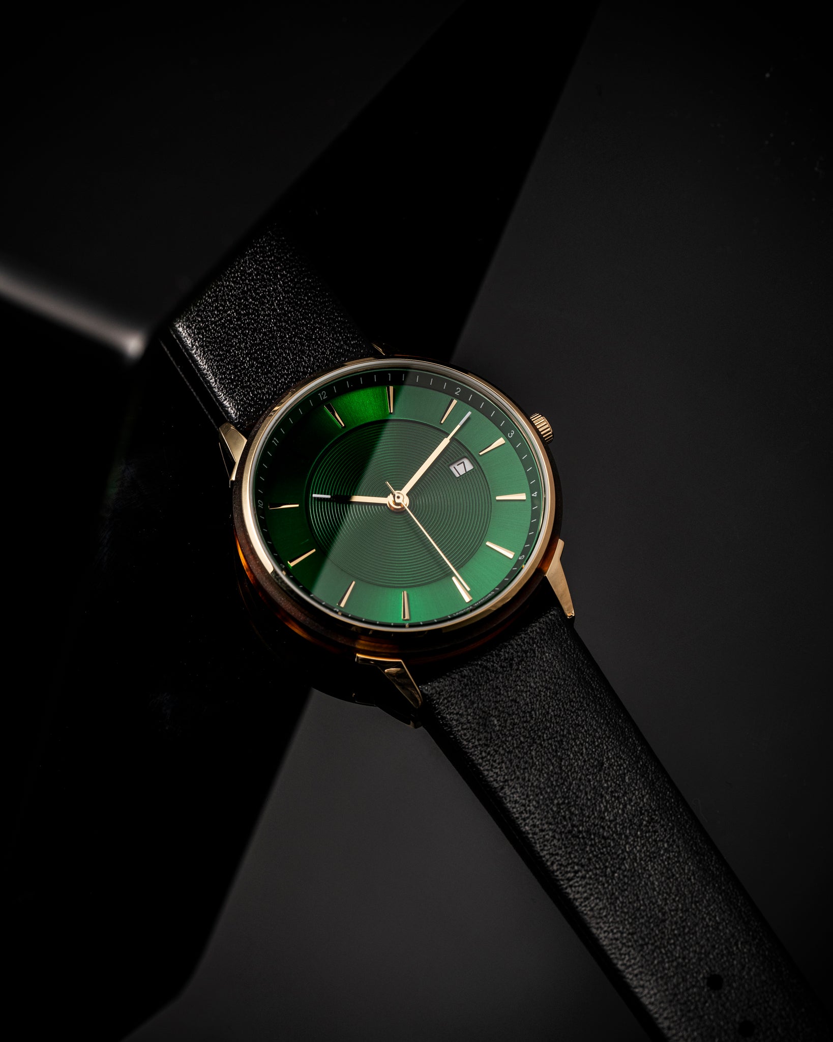 LW106-Gold.Green.Black