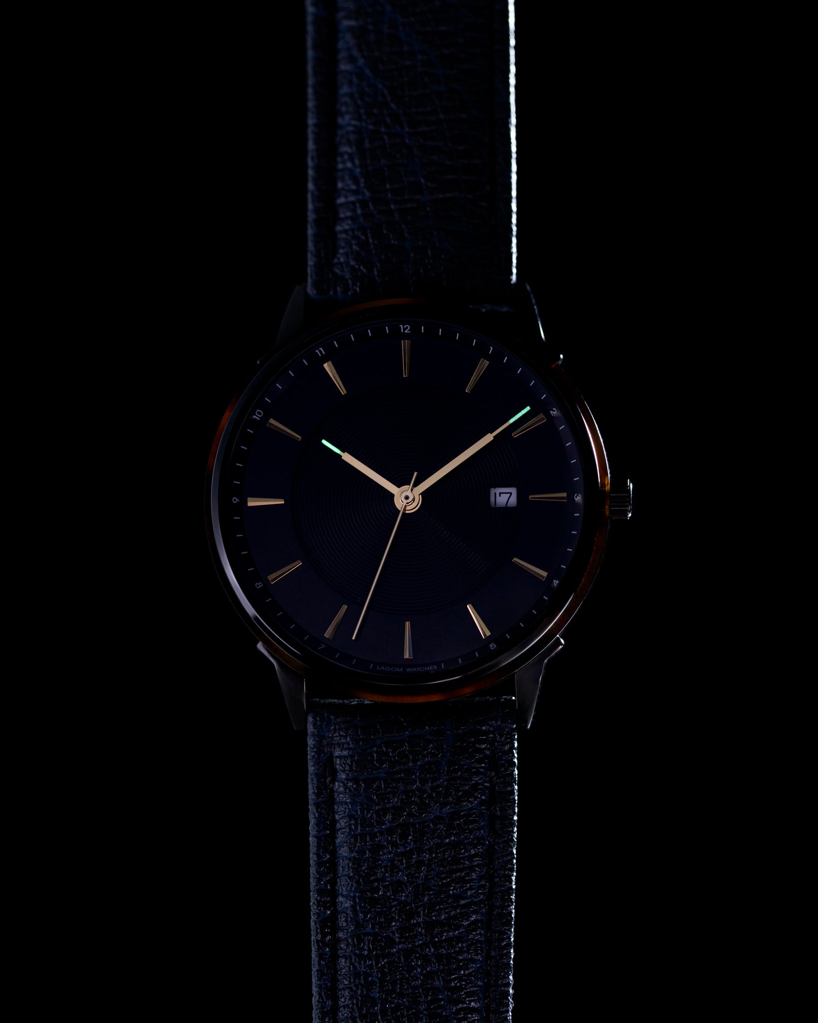 LW102-Black.Black.NavyVegan(GOLD)